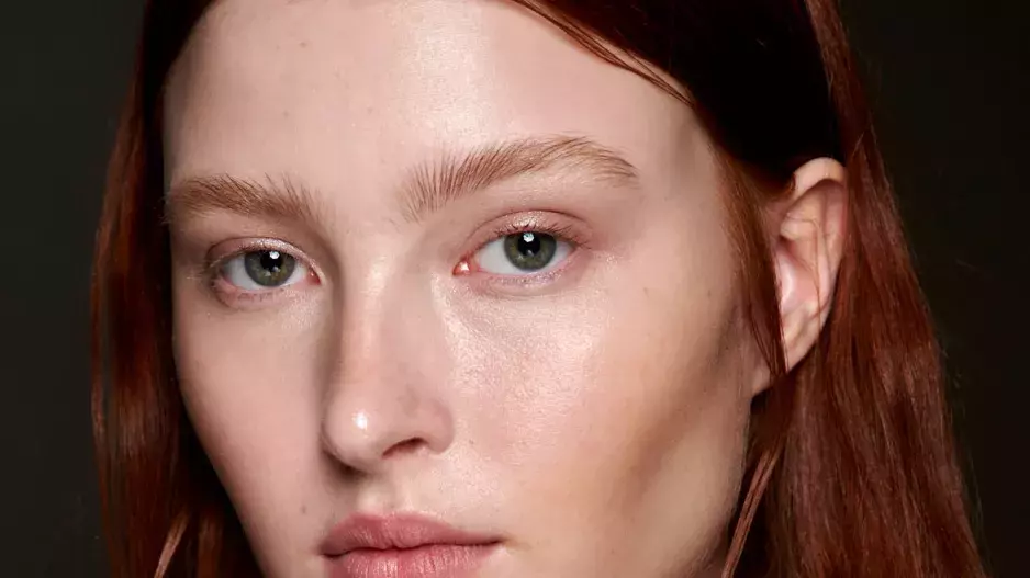 Barvy na vlasy roku 2025 Barvy na vlasy roku 2025