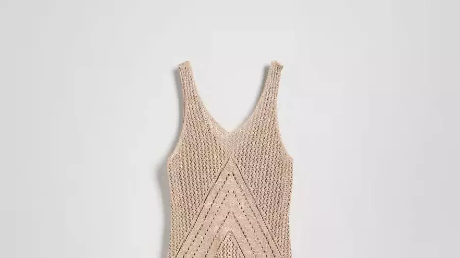 Ažurový plážový přehoz Ažurový plážový přehoz