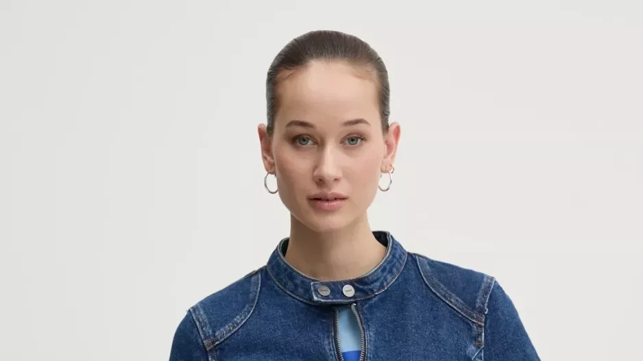 Bella Hadid Y2K džínová bunda Bella Hadid Y2K džínová bunda