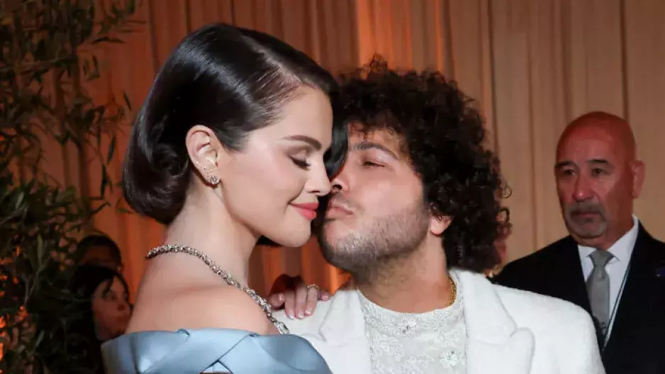 Selena Gomez a Benny Blanco Selena Gomez a Benny Blanco