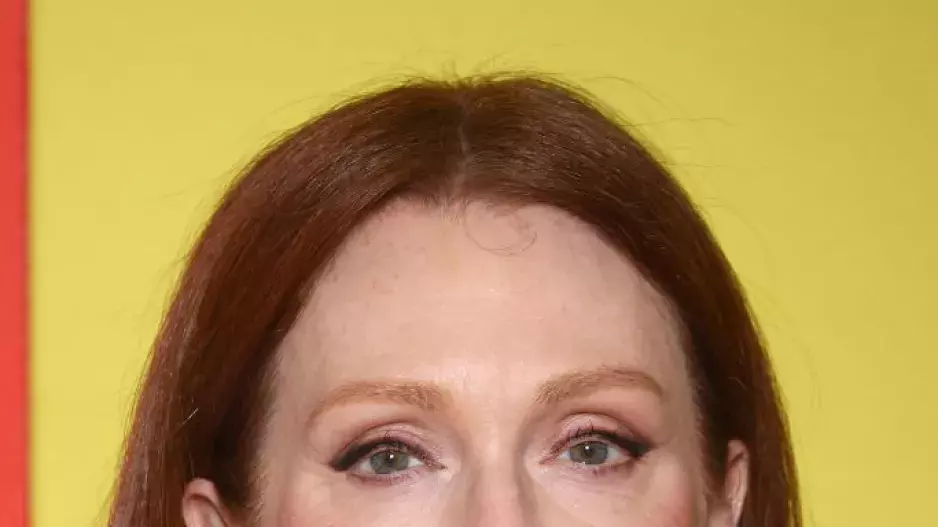 Julianne More Julianne More